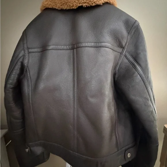 Women's Black Leather Jacket with Tan Shearling Collar - Picture 3 of 7